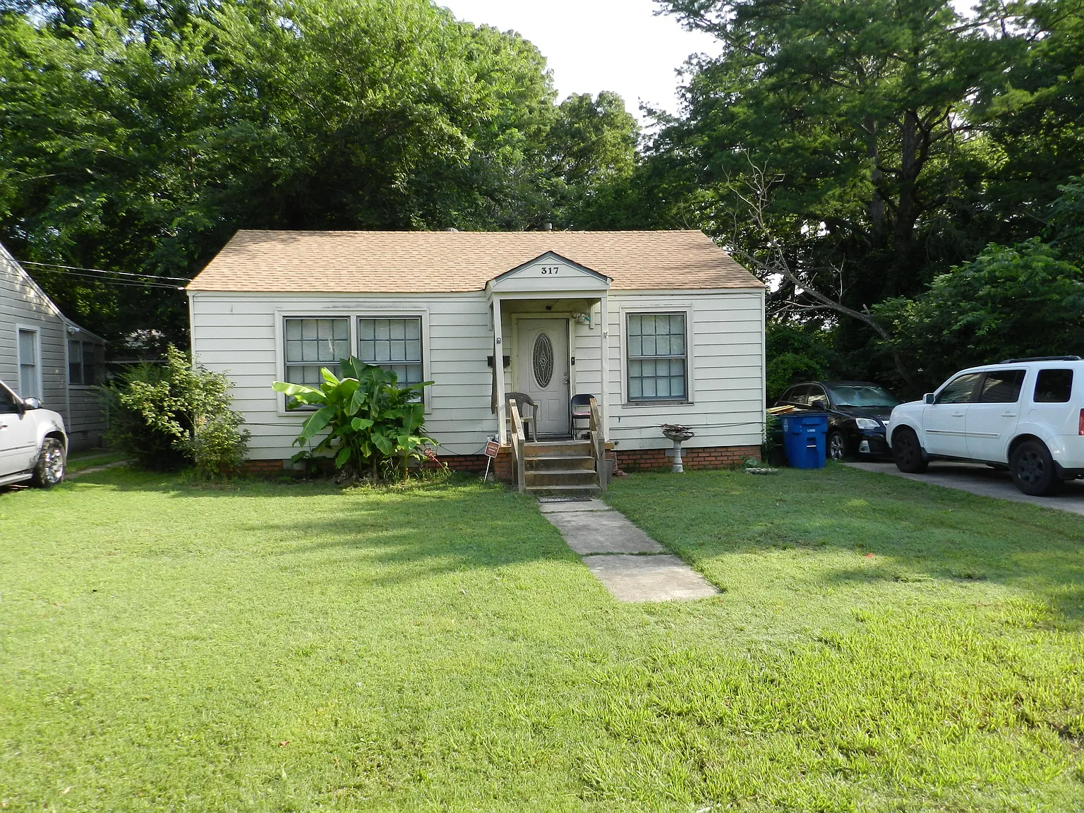 317 E. 20th - . — Photo 3