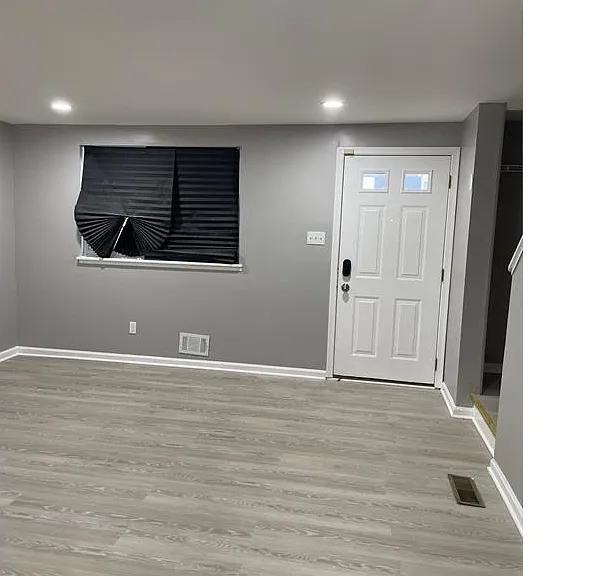 2099 Codd Ave — Photo 3