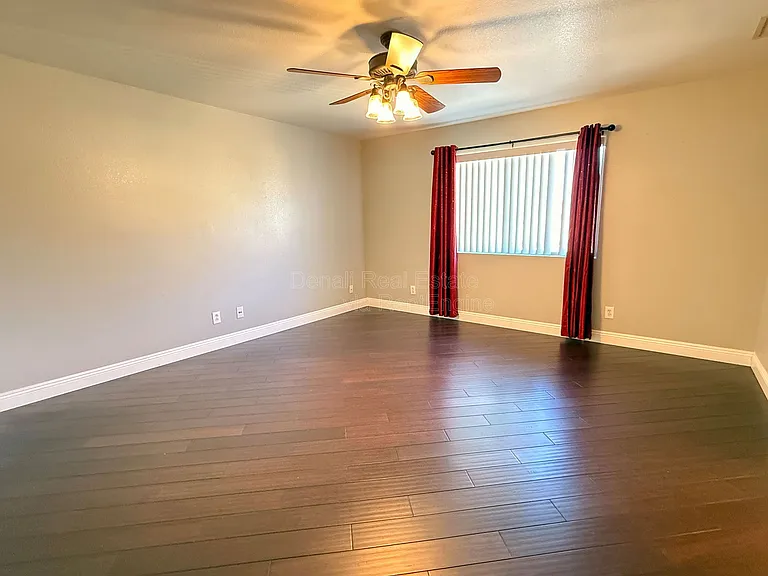 6425 W Desert Hollow Dr — Photo 13