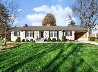 907 Meade Dr, Greensboro, NC 27410