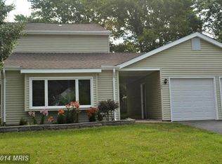 104 Dove Tree Ct, Sterling, VA 20164