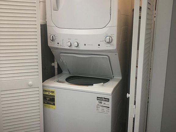5th image of 5034 N Washtenaw Ave #14270880