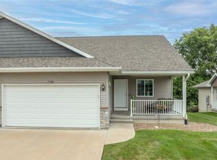 7506 Summerset Ave NE, Cedar Rapids, IA 52402