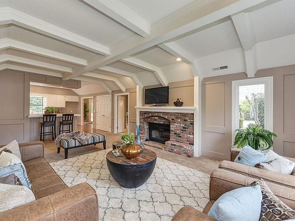 5th image of 1448 Kingsford Dr