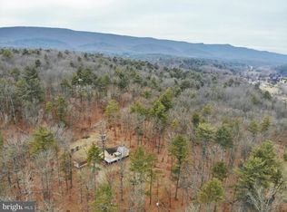 17395 Peepers Hollow Ln, Broadway, VA 22815