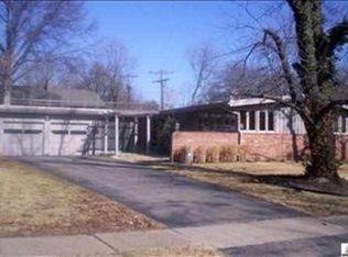 1610 SW 28th St, Topeka, KS 66611