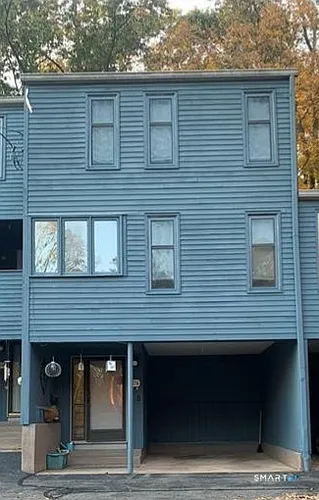 527 Hilliard St #A Photo 1