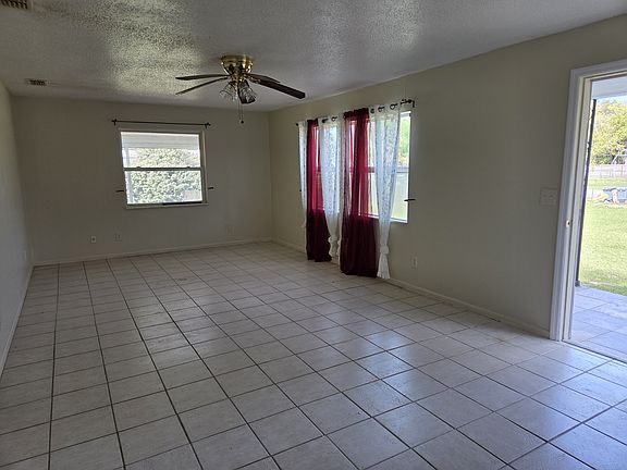 4th image of 4900 W Trinity Pl