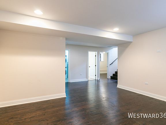 3rd image of 933 W Agatite Ave APT 1S