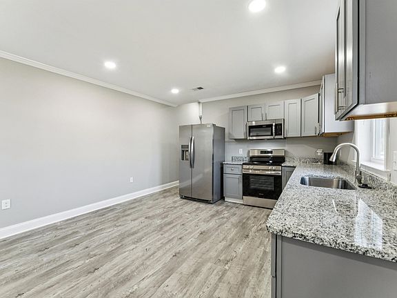 3rd image of 4212 41st Ave N