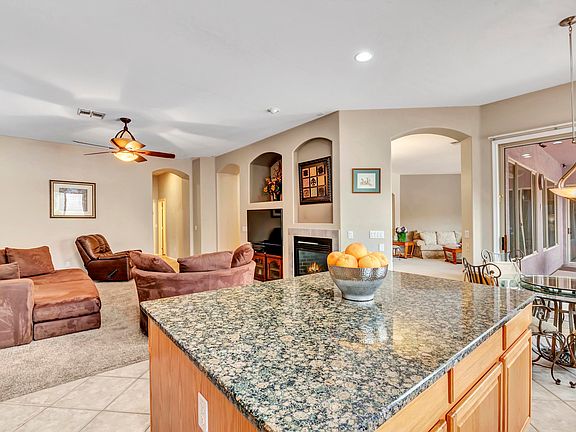 4th image of 9362 E Hillview Cir