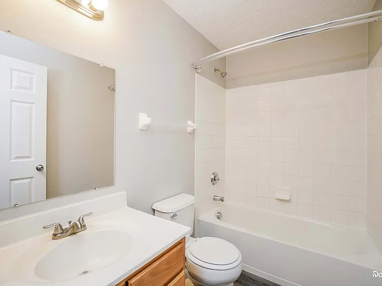 6262 Albany Way Dr — Photo 14