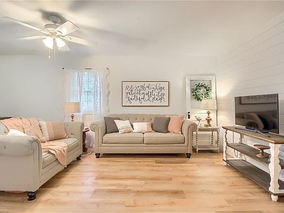5th image of 4602 Little Hill Cir