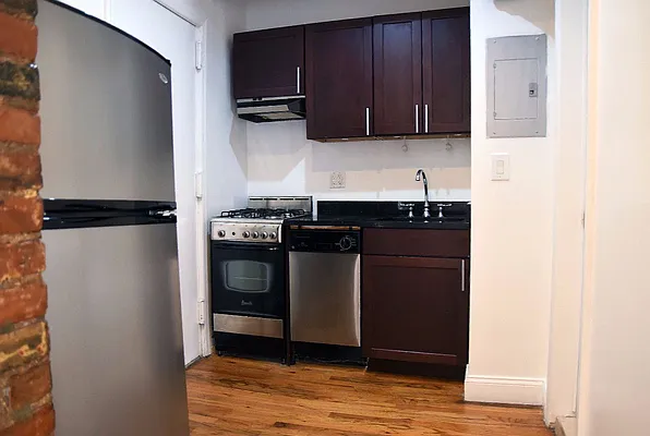 Rented by Corbett & Dullea Realty | media 15