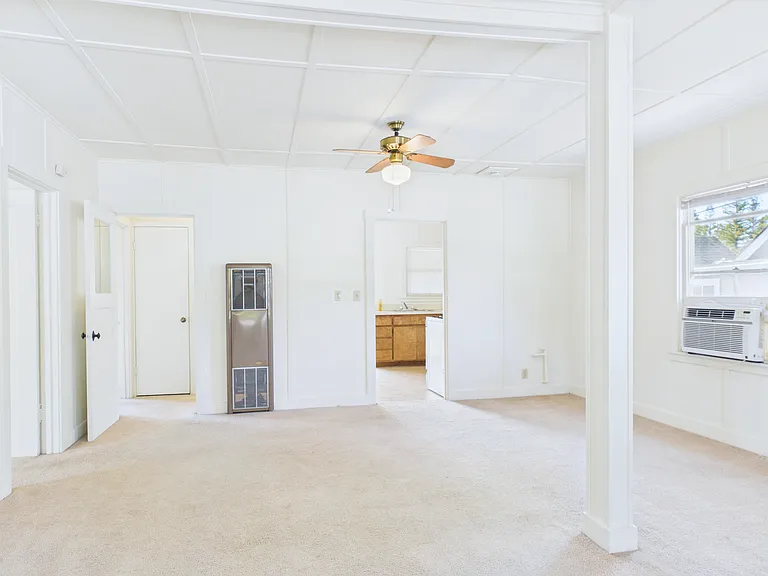 829 Healdsburg Ave — Photo 2