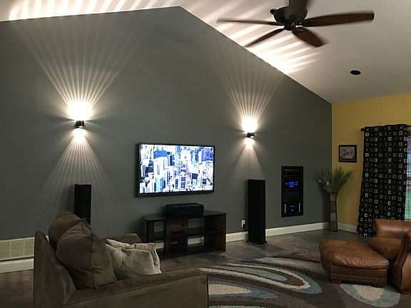 3rd image of 7414 Fox Hollow Ln