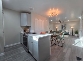 1250 S Monaco Pkwy APT 17, Denver, CO 80224
