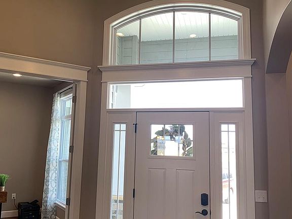 3rd image of 2906 Sunset Cove Dr