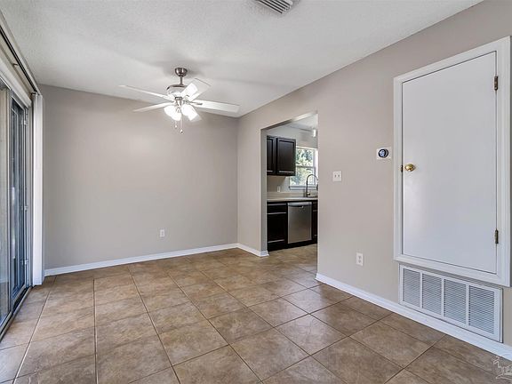 4th image of 3216 Cornell Dr