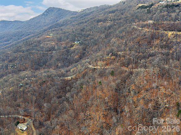 4th image of 56 White Oak Mountain Rd