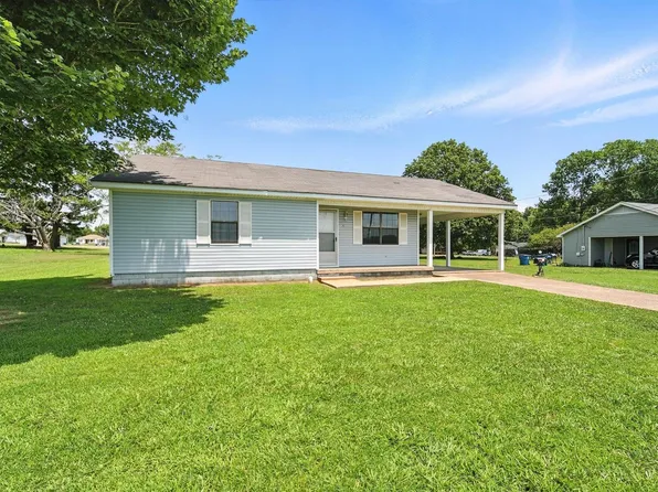 392 Wortham Dr, Covington, TN 38019