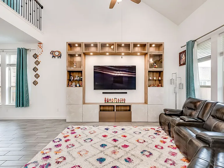 833 Whitetail Dr — Photo 8