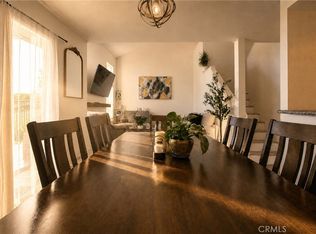 889 S Sapphire Ln, Anaheim, CA 92807