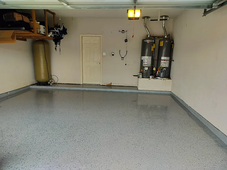 8001 Case Dr — Photo 12