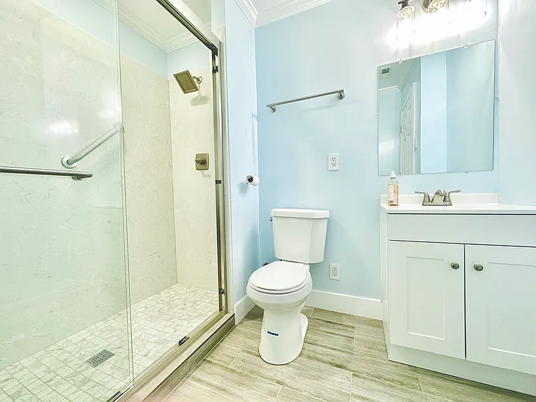463 Helen Dr — Photo 6