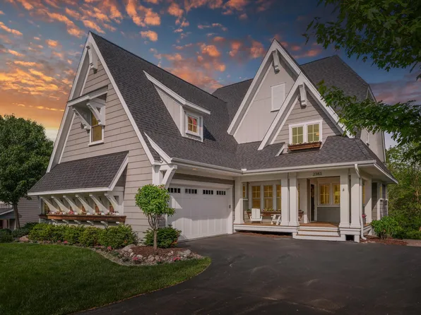 2383 Highover Trl, Chanhassen, MN 55317
