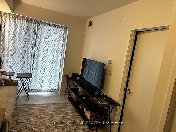3rd image of 2033 Kennedy Rd #1802