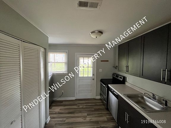 3rd image of 2203 Brewer St