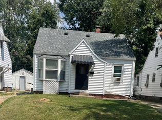 2656 S 8th St, Springfield, IL 62703