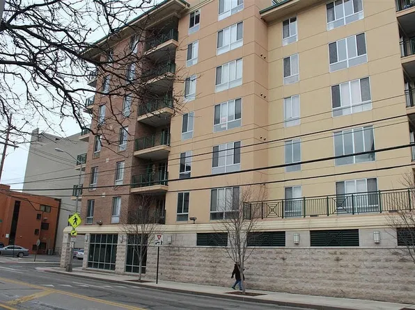 196 S Grant Ave APT 402, Columbus, OH 43215