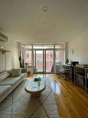 Rented by Nolita Group | media 11