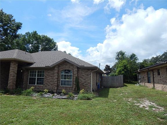 3rd image of 2078 E Atmore Cir