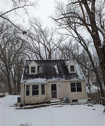 2nd image of 4218 Lathrop Ave