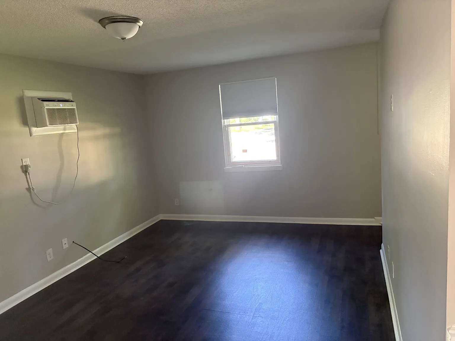 2 bed, 1.0 bath, 750 sqft, $1,250 — Photo 4