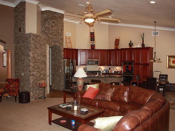 3rd image of 1746 N Cerise Cir