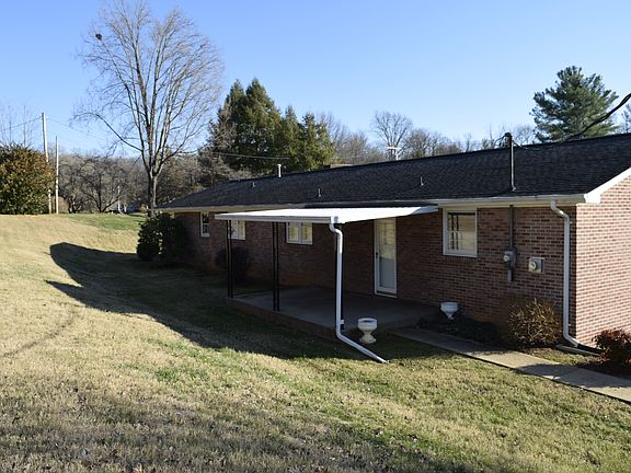 5th image of 501 Rose Ave