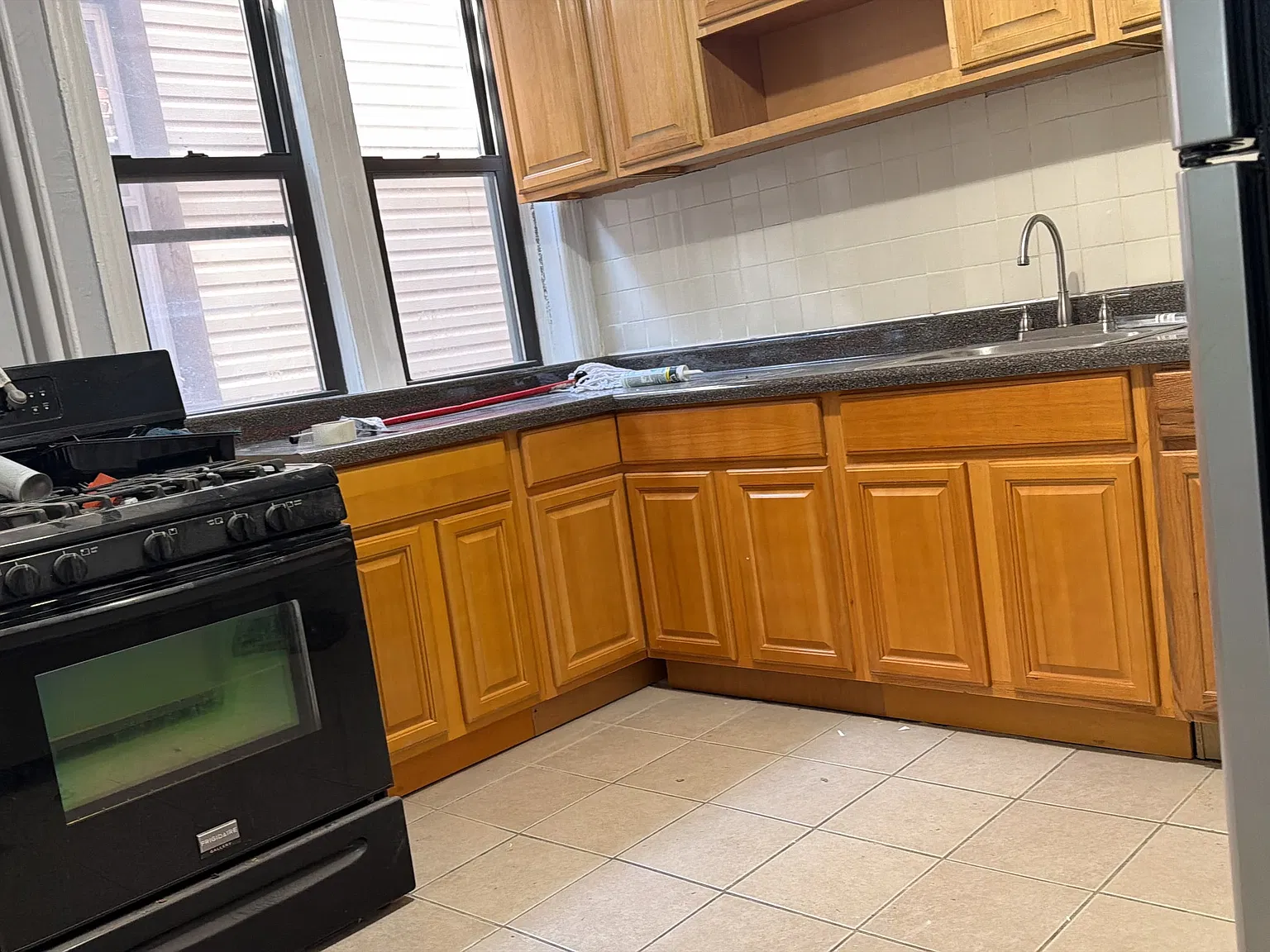 3 bed, $2,150 — Photo 4