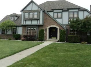 1610 Oakwood Ct, Bowling Green, OH