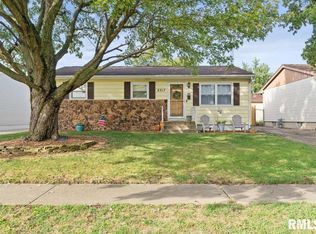 2317 Sutherland Rd, Springfield, IL 62702