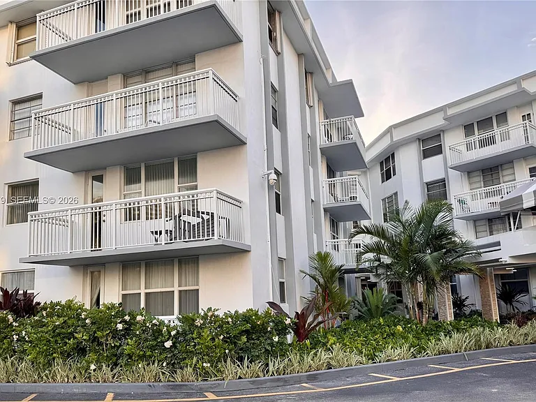1913 S Ocean Dr #212 — Photo 20