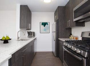 70 Battery Pl APT 810, New York, NY 10280