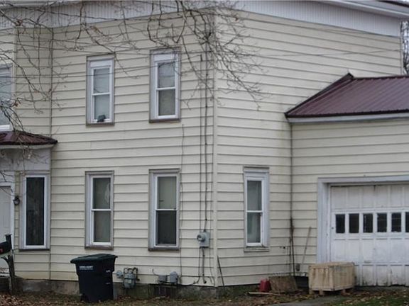 4th image of 34 Sodus St