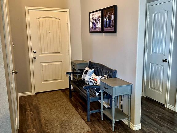 4th image of 1207 N Vale Ave