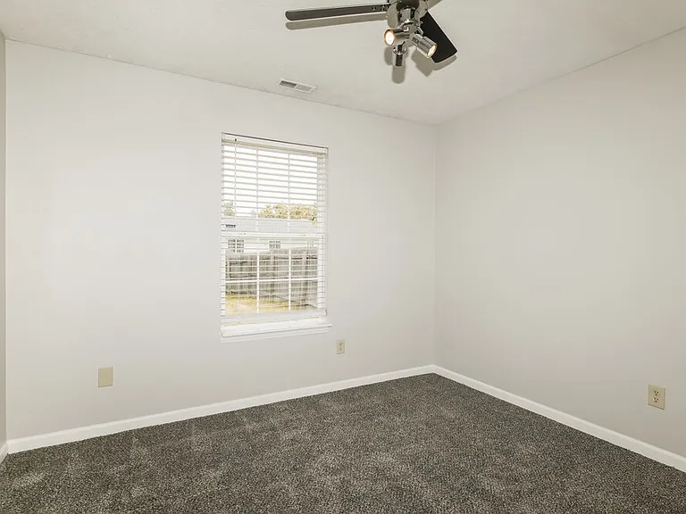 11150 Fall Dr — Photo 13