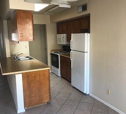 5th image of 5773 Lawndale Dr