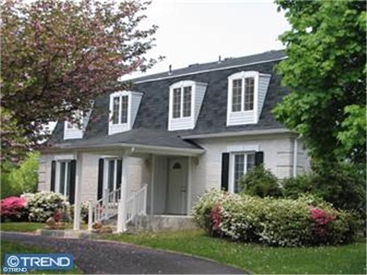 1st image of 11 Moores Dr
